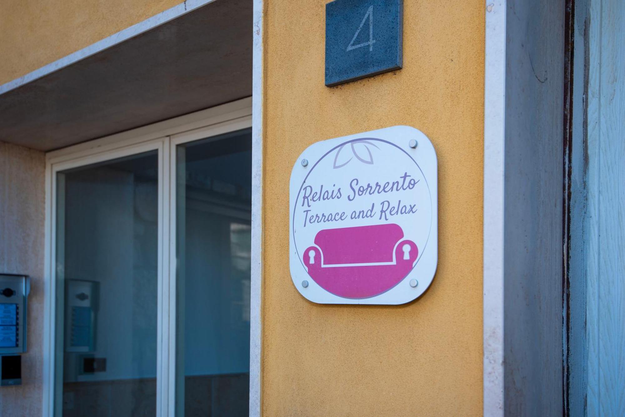 Relais Sorrento Terrace And Relax Bed & Breakfast Exterior photo