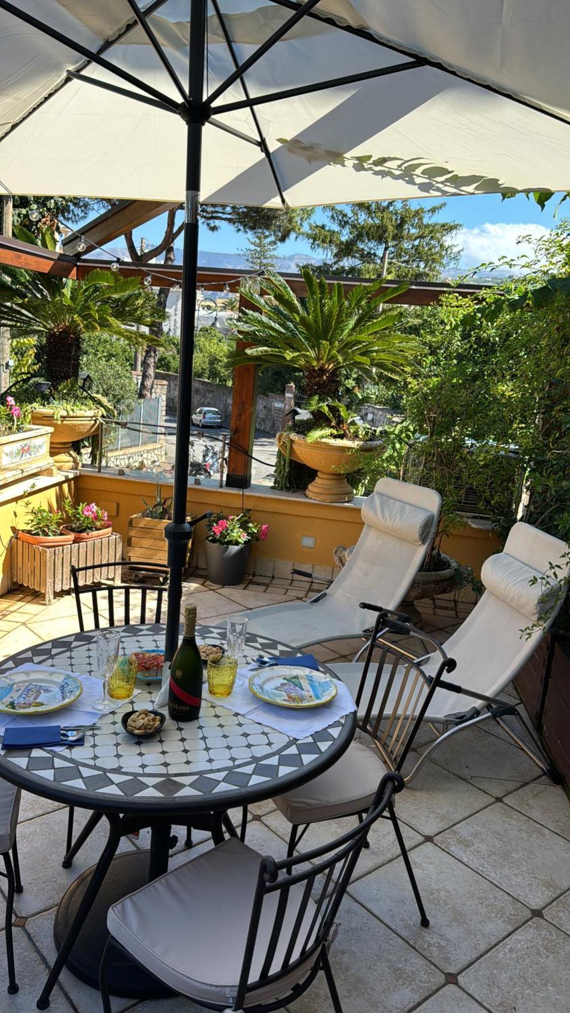 Relais Sorrento Terrace And Relax Bed & Breakfast Exterior photo