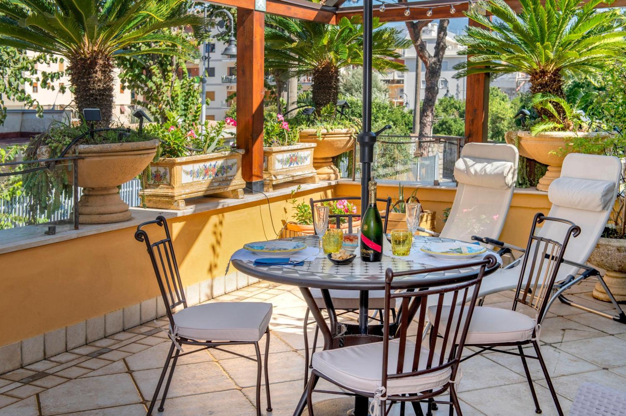 Relais Sorrento Terrace And Relax Bed & Breakfast Exterior photo