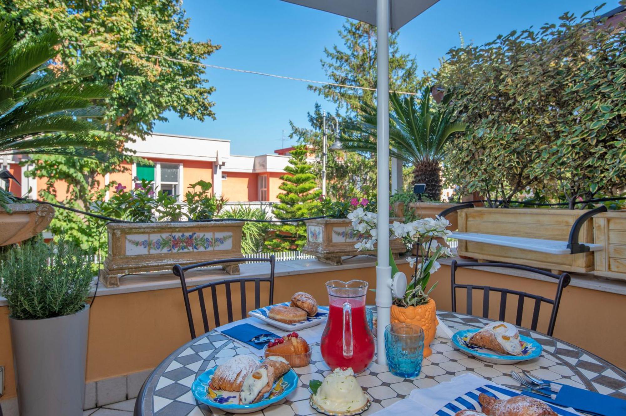Relais Sorrento Terrace And Relax Bed & Breakfast Exterior photo